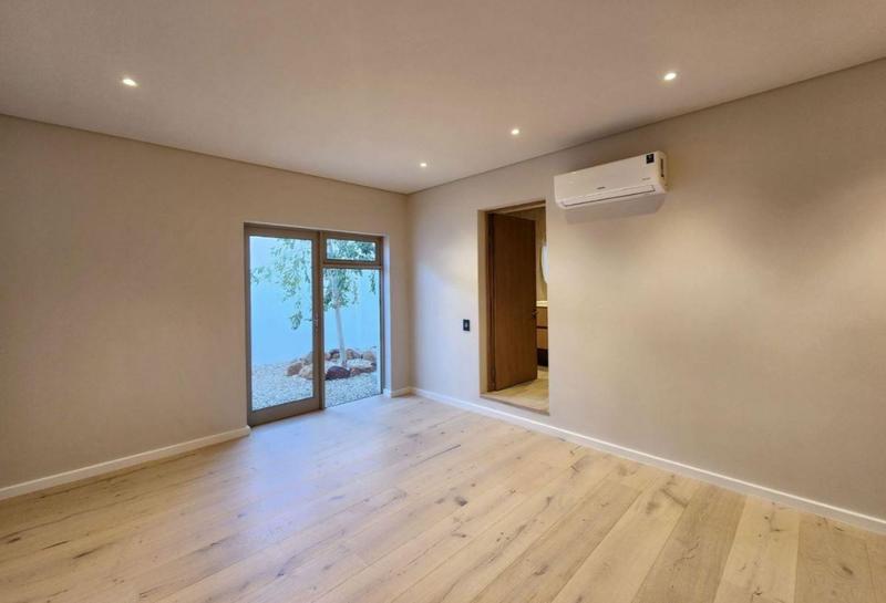 5 Bedroom Property for Sale in Camps Bay Western Cape